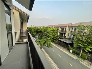 Bán nhà phố 2 lầu kđt waterpoint có sổ hồng