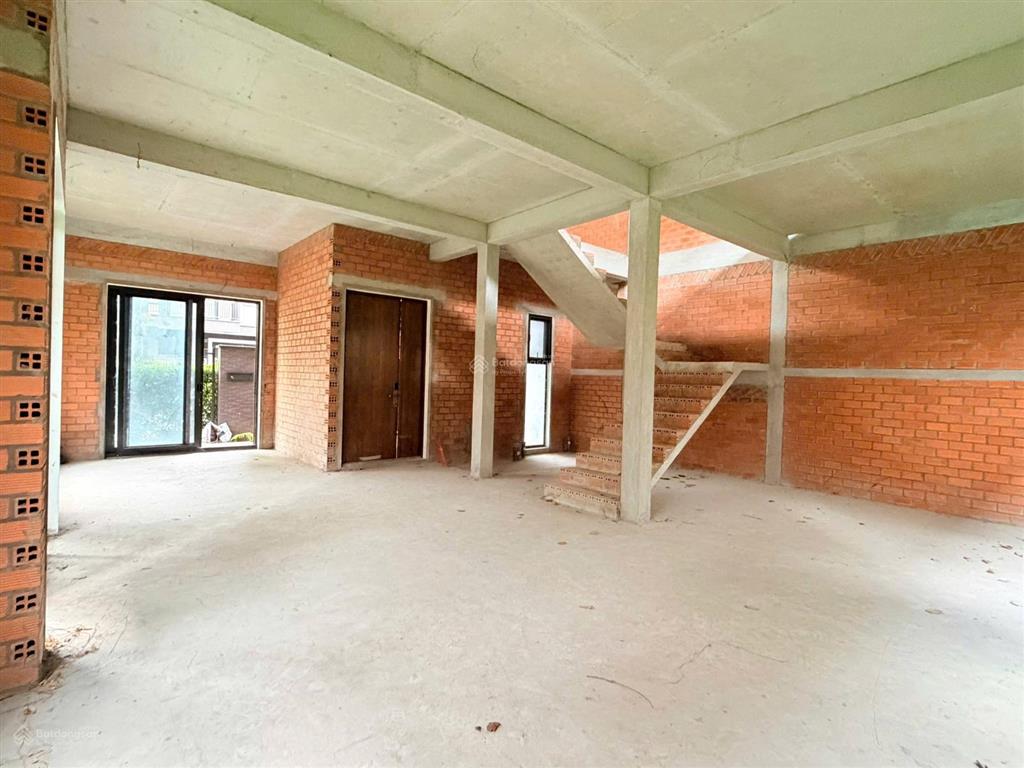 Bán biệt thự song lập 150m2 kđt waterpoint cạnh công viên