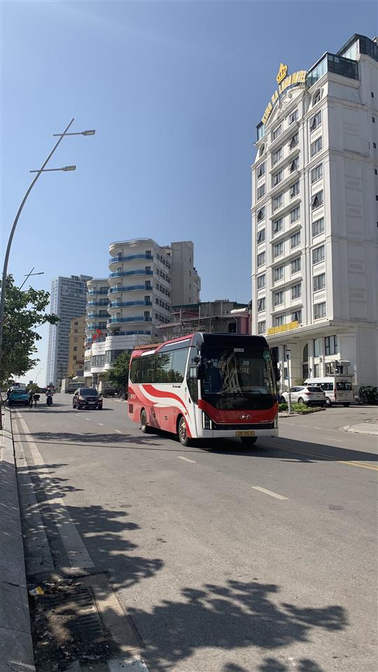 Chính chủ cần bán căn khách sạn 26 phòng tại đường hậu cần, bãi cháy, vịnh hạ long.
