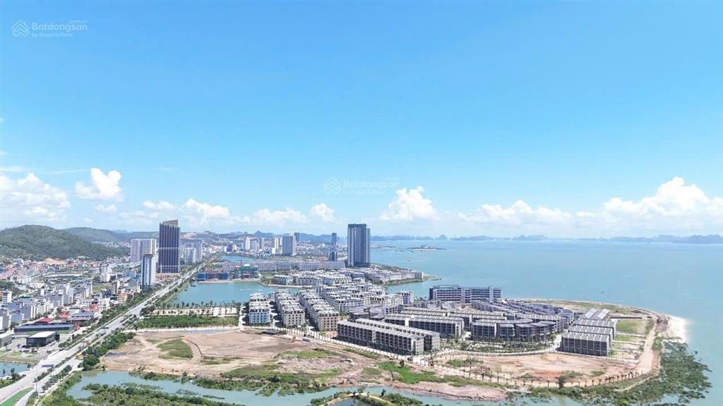 Đất khách sạn view vịnh hạ long, trung tâm bãi cháy ,sổ lâu dài, hàng hiếm đầu tư.