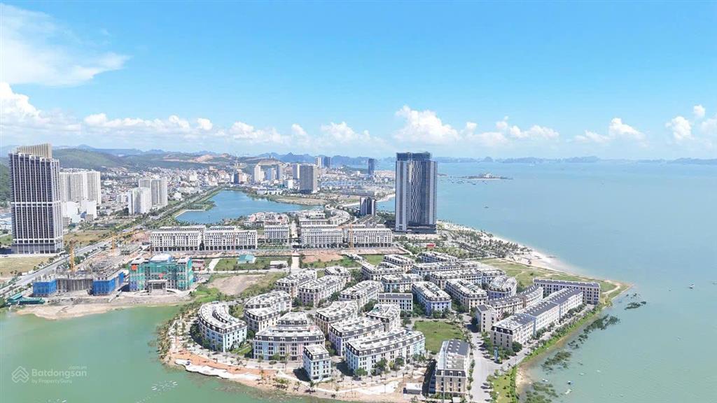 Đất khách sạn view vịnh hạ long, trung tâm bãi cháy ,sổ lâu dài, hàng hiếm đầu tư.