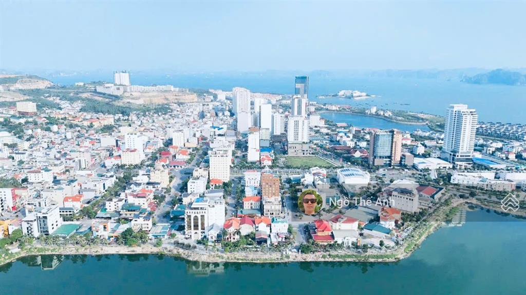 Đất vàng trung tâm bãi cháy hiếm có để đầu tư