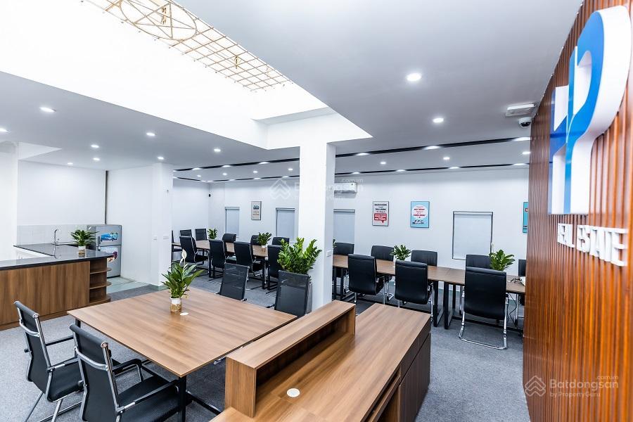Cho thuê văn phòng  tòa hưng phát  dt 21m2 tùy phòng, tùy tầng  theo nhu cầu