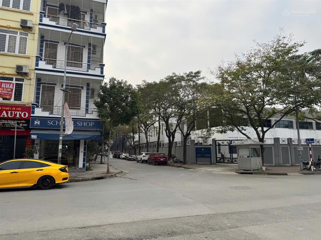 Bán nhà kđt đại kim (nguyễn công thái) dt 53m2, nhà 5 tầng, đường rộng 52m, vườn hoa, công viên