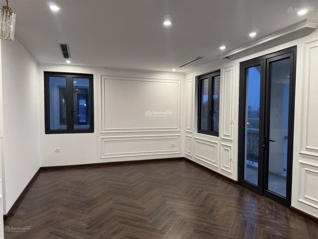 Chủ nhà, đơn bt đơn lập, căn góc, sông, vườn hoa, 210m2, kt 15x14m, đường 20m, hoàn thiện, giá 60tỷ
