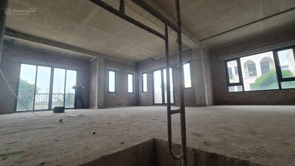 Chủ nhà, bán biệt thự đơn lậpphân khu cọ xanh  cx10  165  187,5m2  giá 37 tỷ   0912 639 ***