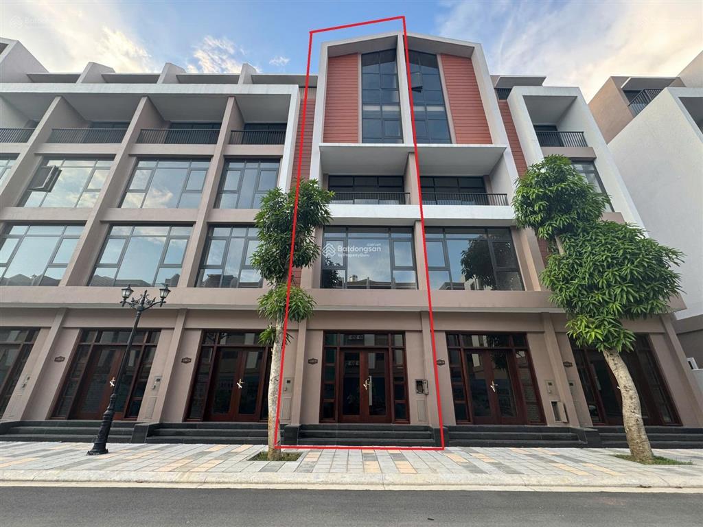 Bán liền kề vin 3 phân khu ad 19  ô 20,34 dt64m2  5 tầng, dtxd254m giá 9,5 tỷ  097800899.tám