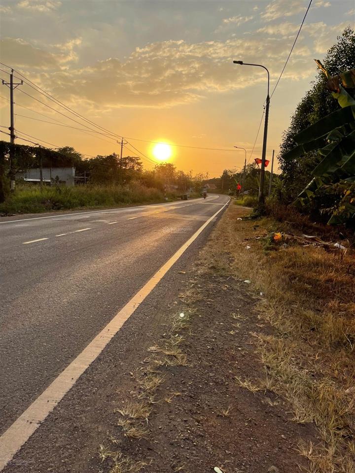 Kẹt tiền bán nhanh lô đất 150m2, thổ cư 100%. cách kcn dầu giây chỉ 1km