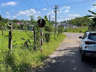 Ngộp ngân hàng cần sang nhanh nền đất mặt tiền đường nhựa, cách chợ chỉ 2km
