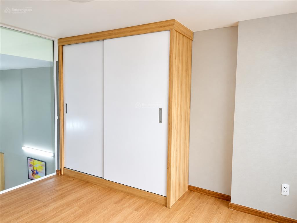 Giá hời, chính chủ cần bán gấp căn hộ 1pn và 1wc la astoria, dt 45m2, giá chỉ 2,25 tỷ.