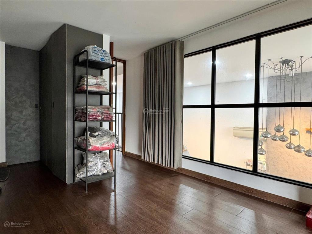 Chủ cần bán gấp căn hộ la astoria, diện tích 67m2, 2 phòng ngủ, giá chỉ 3,980 tỷ. đã có sổ hồng.