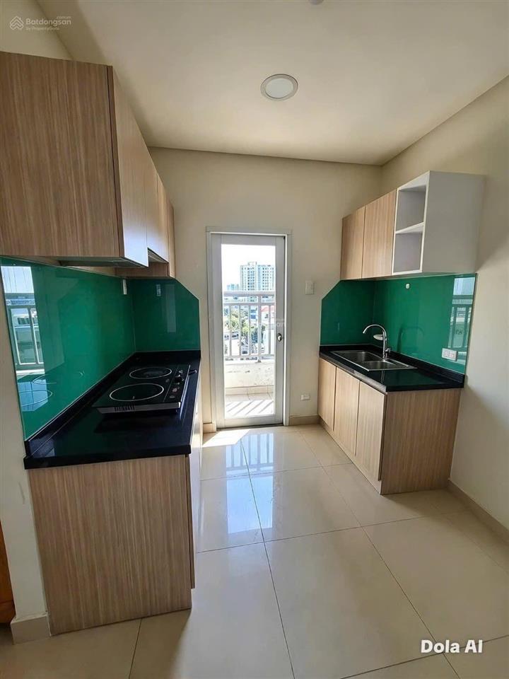 Cho thuê căn hộ la astoria 61m2 2pn và 2wc, nội thất cơ bản, giá 10,5 triệu
