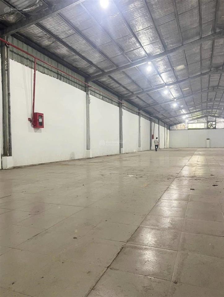 Cho thuê gần 2000m2 phước vĩnh an  có pccc