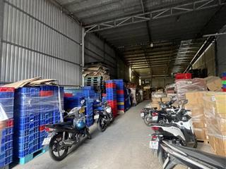 Cần cho thuê nhà xưởng hóc môn 600m2 .