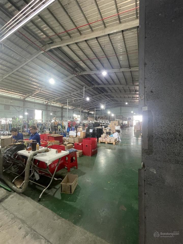 Kho vip  4000m2  pccc tự động giá tốt
