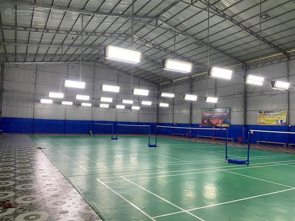Cho thuê 3700m2 kv nhà kho giá tốt