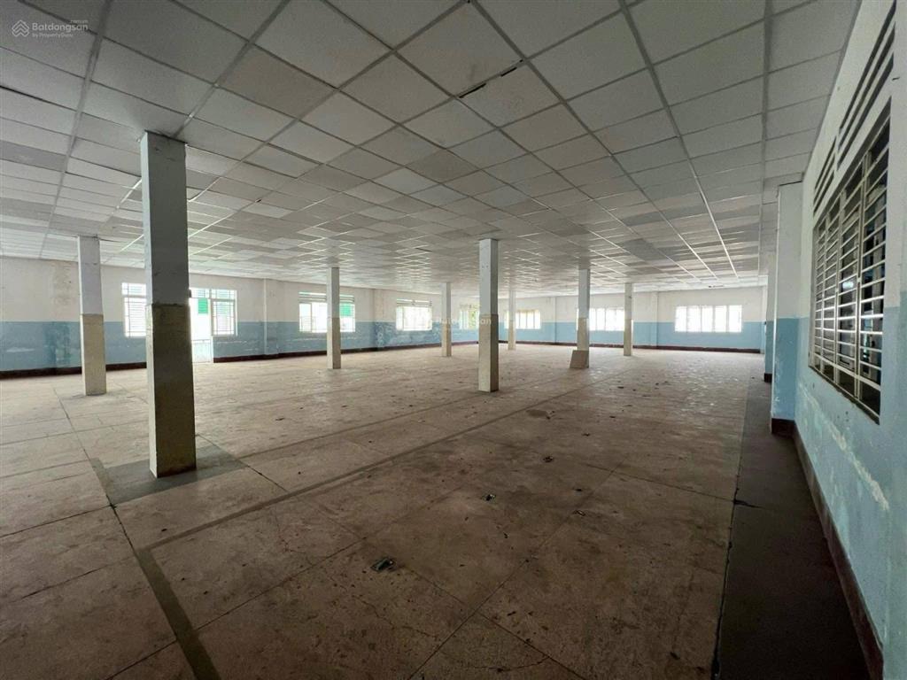 Cho thuê xưởng may  balo túi xách  giày da 2000m2
