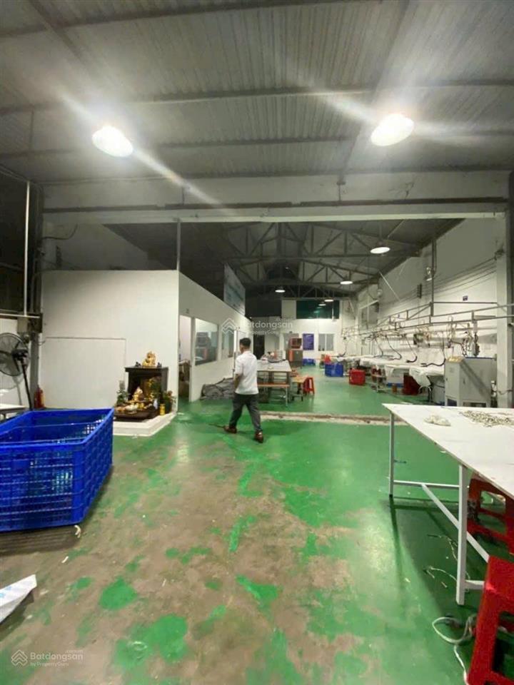 Cần cho thuê 850m2 nhà xưởng xts hóc môn