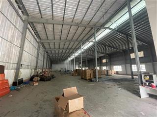 Cho thuê 2000m2  pccc thẩm duyệt  đường xe cont