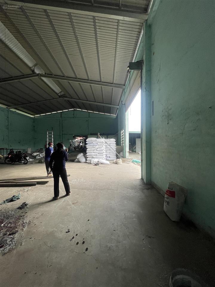 Cho thuê 1000m2 / 40tr/tháng. trần văn mười.