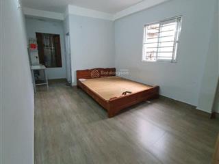 Nhà 9 tầng thang máy và thang bộ ngõ 204 trần duy hưng