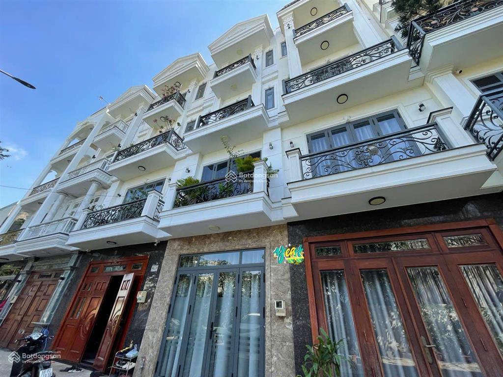 Bán nhà 4 tấm khu vip đường lê trọng tấn, view công viên, hẻm 8m có lề, dt 4.5 x 12m, giá 8,25 tỷ