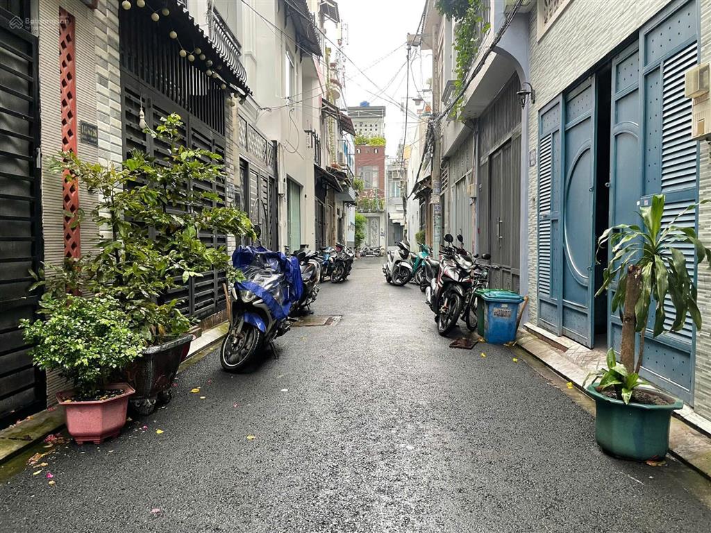 Nhà 4 tầng hẻm 5m gò dầu, phường tân quý, quận tân phú. (dt 4x10m). giá 6.79 tỷ