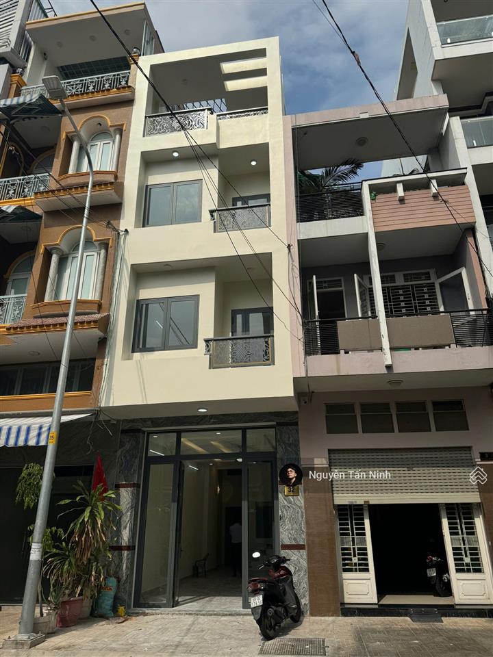 (nhà đẹp) mặt tiền đường nguyễn hậu, quận tân phú. (dt 4x16.5m 4 tầng). giá 13.8 tỷ
