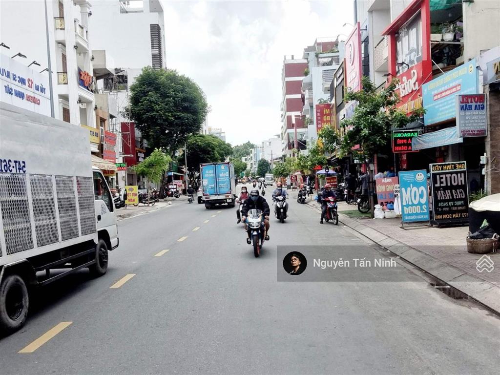 Nhà mặt tiền kinh doanh đường tân sơn nhì, quận tân phú. (dt 4x19.5m 2 tầng). giá 17.5 tỷ