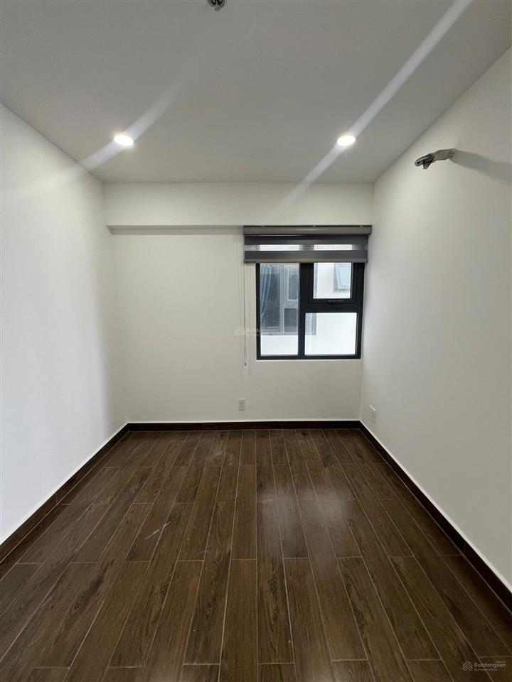 Chính chủ bán 3 tỷ 300 triệu cho khách mua ở ưu tiên mua sớm tại phú đông sky garden