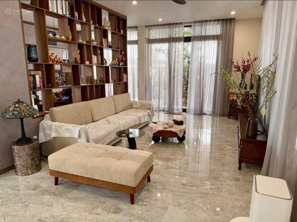 Chuyển nhượng bt phong cách âu đảo nổi cẩm lệ, sở hữu tầm view vĩnh viễn trực diện sông cẩm lệ