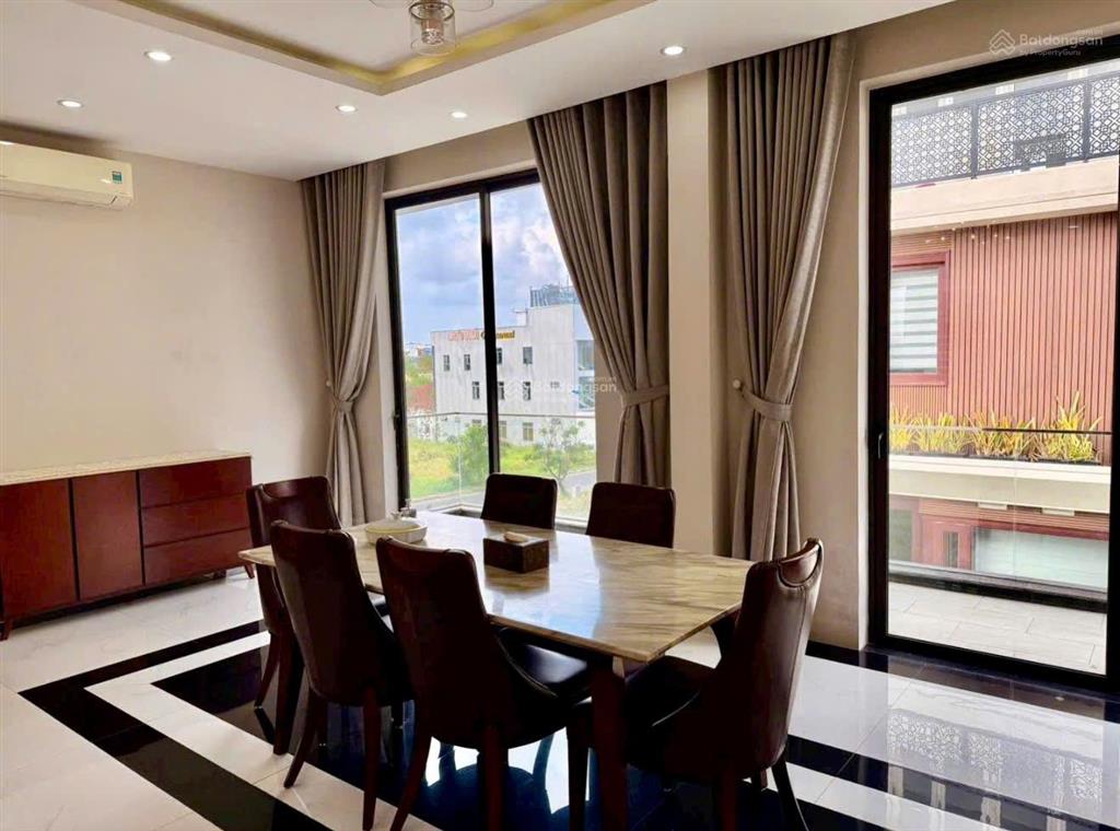 Chuyển nhượng bt phong cách âu đảo nổi cẩm lệ, sở hữu tầm view vĩnh viễn trực diện sông cẩm lệ