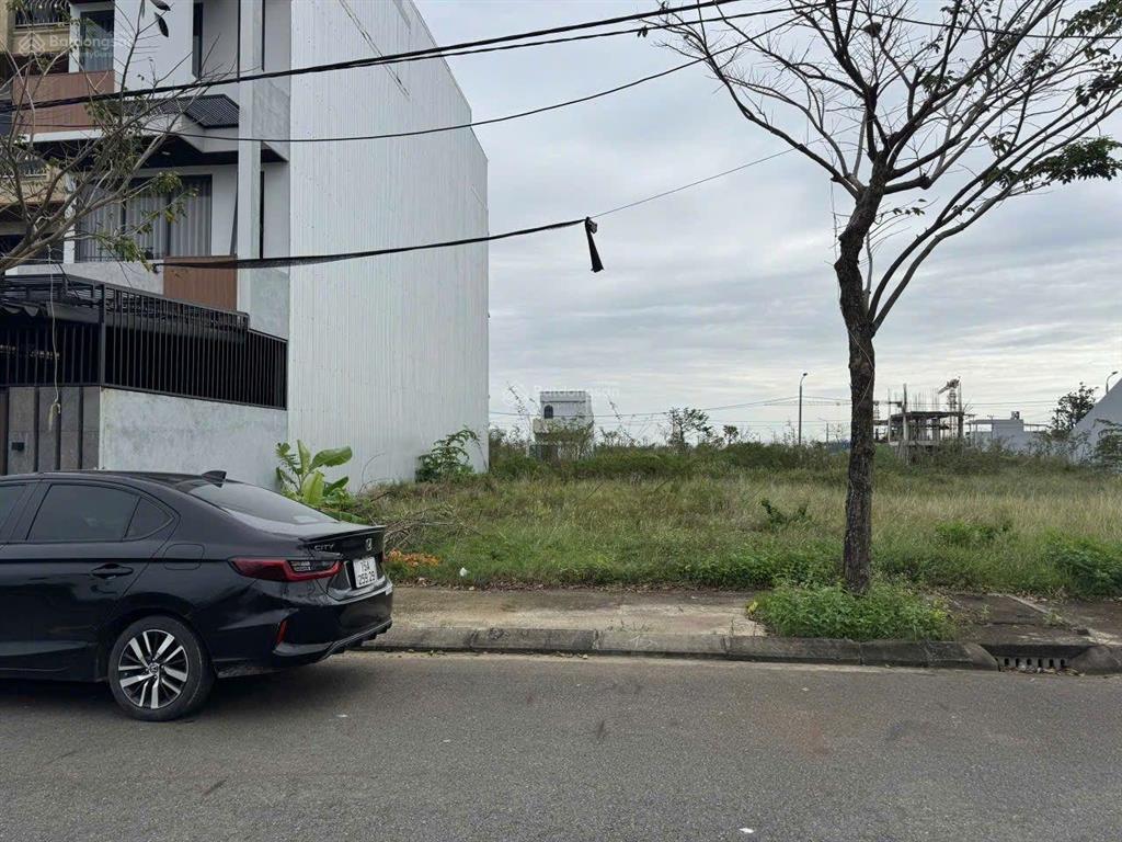 Giảm sâu đầm sen nam hoà xuân mt đường đức tín 125m2 đường thông gần sông