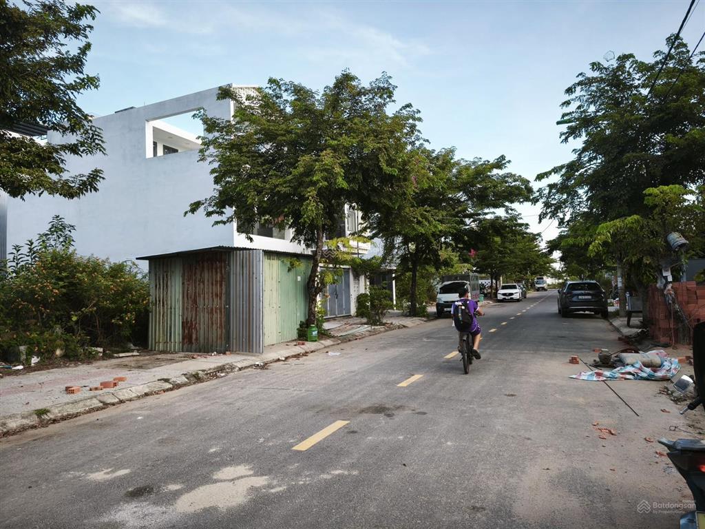 Giảm giá sâu bán gấp mt hói kiểng 14 kđt nam hoà xuân đà nẵng  105m² không dính cống trụ
