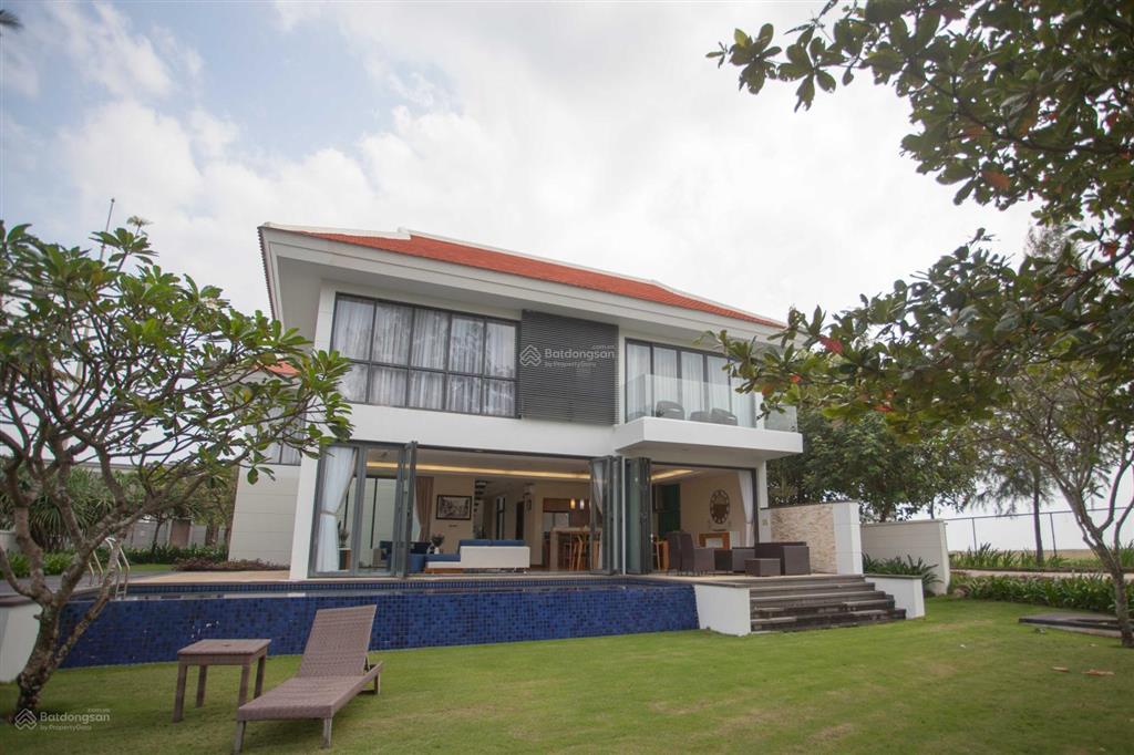 Bán biệt thự biển đà nẵng the ocean villas đã sổ hồng lâu dài, thiết kế 4 phòng ngủ cách biển 100m