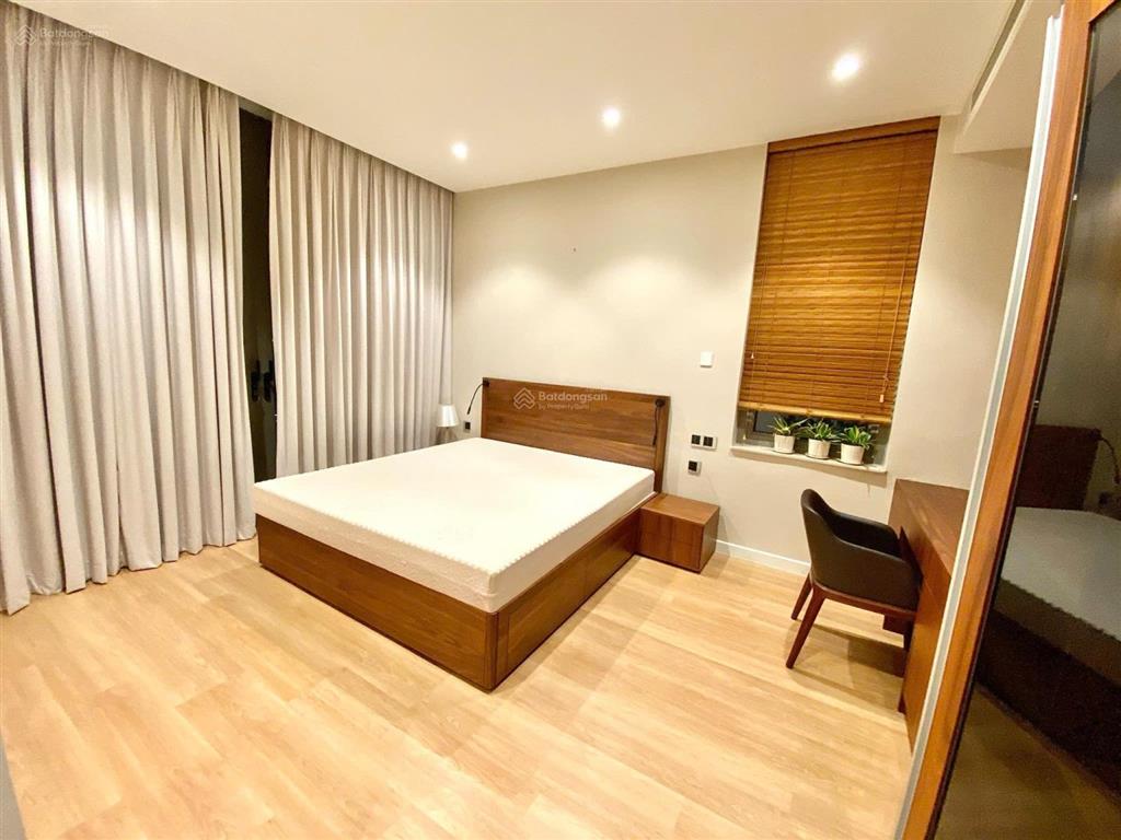 Cần cho thuê penthouse millennium, 3pn 4wc, 350m2 80 triệu/tháng