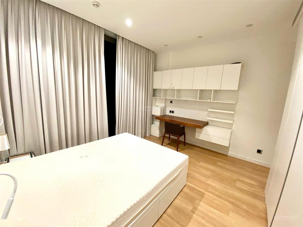Cần cho thuê penthouse millennium, 3pn 4wc, 350m2 80 triệu/tháng