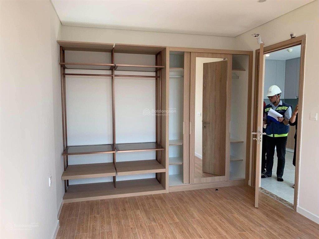 Bán căn hộ 1pn, 1wc, 49m2, giá cực tốt chỉ có 3,6 tỷ tại diamond lotus riverside, ngay cầu chữ y