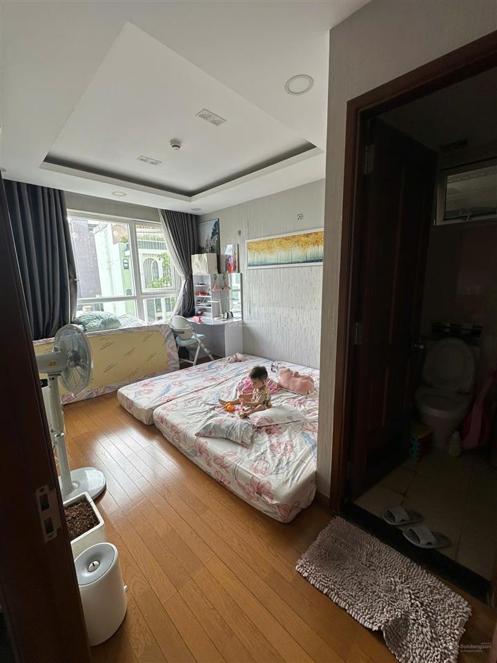 Bán gấp căn hộ 2pn tại sky center, 6,25 tỷ, 74m2, tân bình, tp.hcm