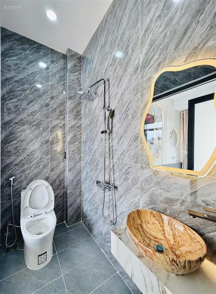 Cạnh phú nhuận  sân bay  nhà mới đón tết full nội thất  diện tích rộng  2 tầng  pháp lý chuẩn
