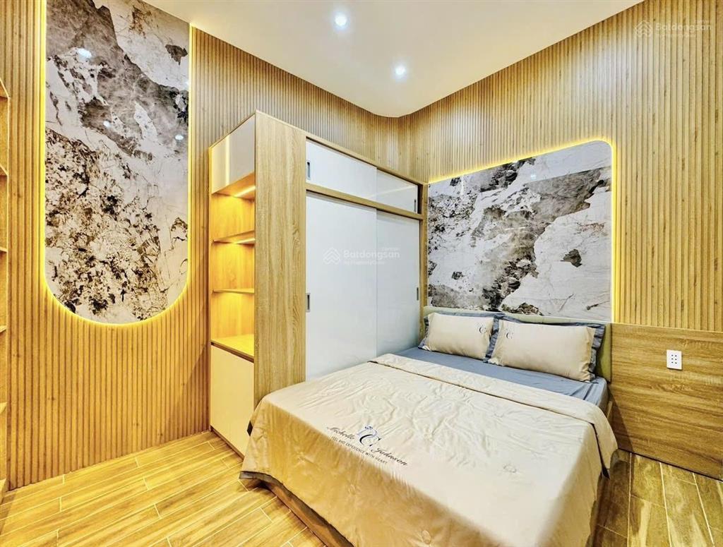 Nhà nhìn là mê ô tô đậu sát nhà 3 phòng ngủ đường phạm văn chiêu full nội thất