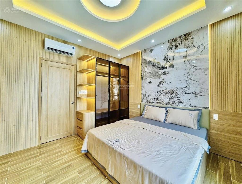 Nhà nhìn là mê ô tô đậu sát nhà 3 phòng ngủ đường phạm văn chiêu full nội thất