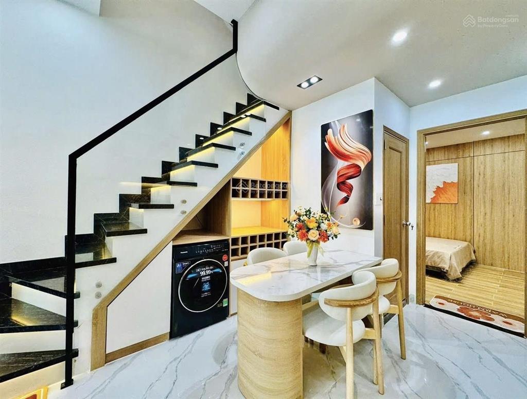 Nhà nhìn là mê ô tô đậu sát nhà 3 phòng ngủ đường phạm văn chiêu full nội thất