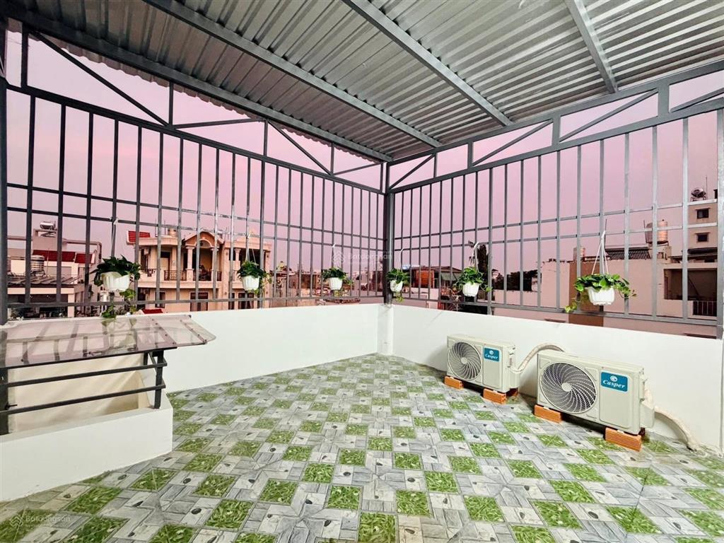 Siêu thơm  4 tầng lầu bề thế  hẻm ô tô  trang bị nội thất  đường phạm văn chiêu