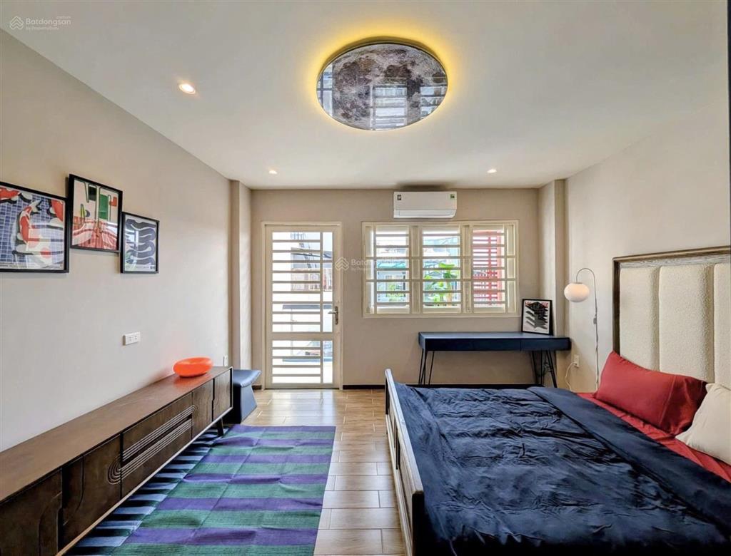 Độc lạ sài gòn hẻm xe tải 5m có gu 4 tầng lầu nội thất xịn quyến rũ không lộ giới ko quy hoạch