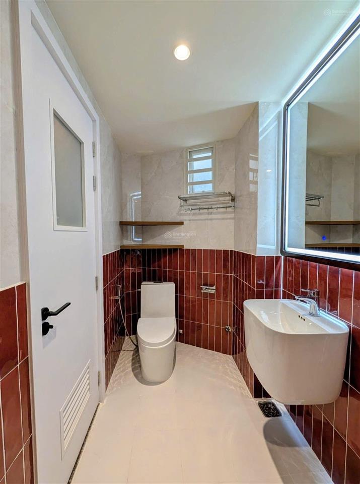 Độc lạ sài gòn hẻm xe tải 5m có gu 4 tầng lầu nội thất xịn quyến rũ không lộ giới ko quy hoạch