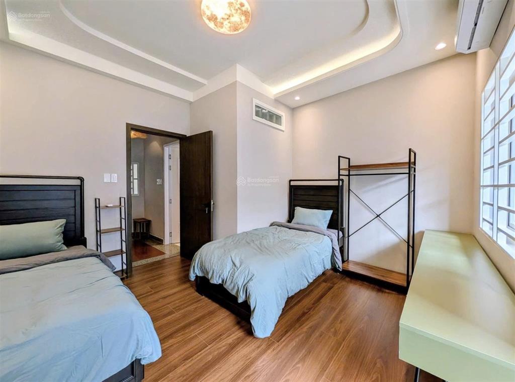 Độc lạ sài gòn hẻm xe tải 5m có gu 4 tầng lầu nội thất xịn quyến rũ không lộ giới ko quy hoạch