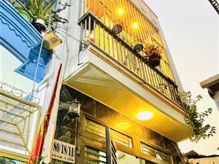 Nhà rẻ đón xuân gần ga t3 sân bay  2 tầng còn mới cứng đg huỳnh văn nghệ