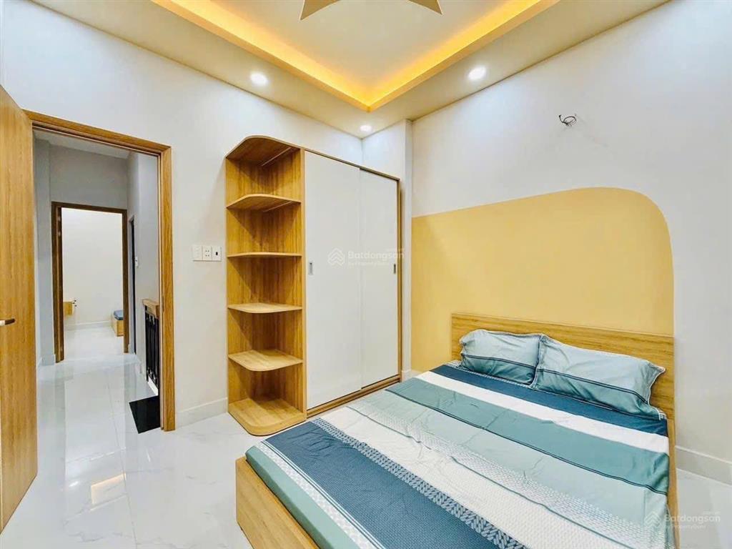 Nhà mới  đón xuân  hẻm ô tô  2 tầng  đường lê đức thọ  gần chợ xóm mới  ở hoặc cho thuê ngon