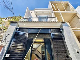 Nhà mới tông màu đẹp nhẹ nhàng đón xuân nội thất đầy đủ bao gồm điện máy khu xóm đạo